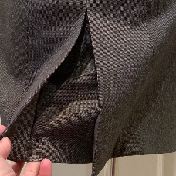 NWOT Designer Long Line Blazer - Fitted - Charcoal Gray - Quiet Luxury - Picture 15 of 16